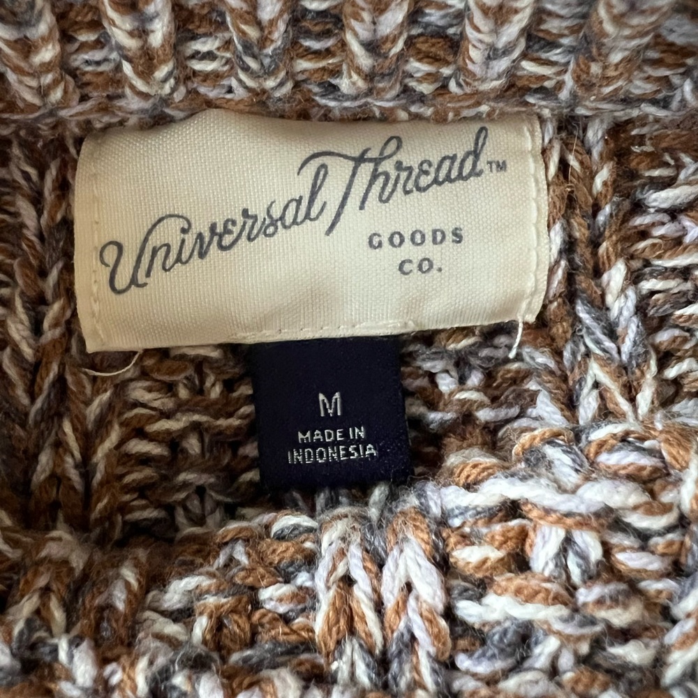 Sweater - Picture 2 of 3